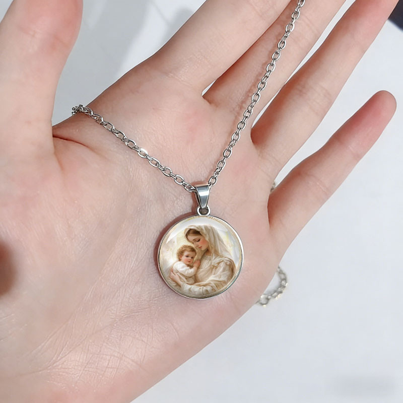 Women's Vintage Holy Pattern Round Pendant Necklace